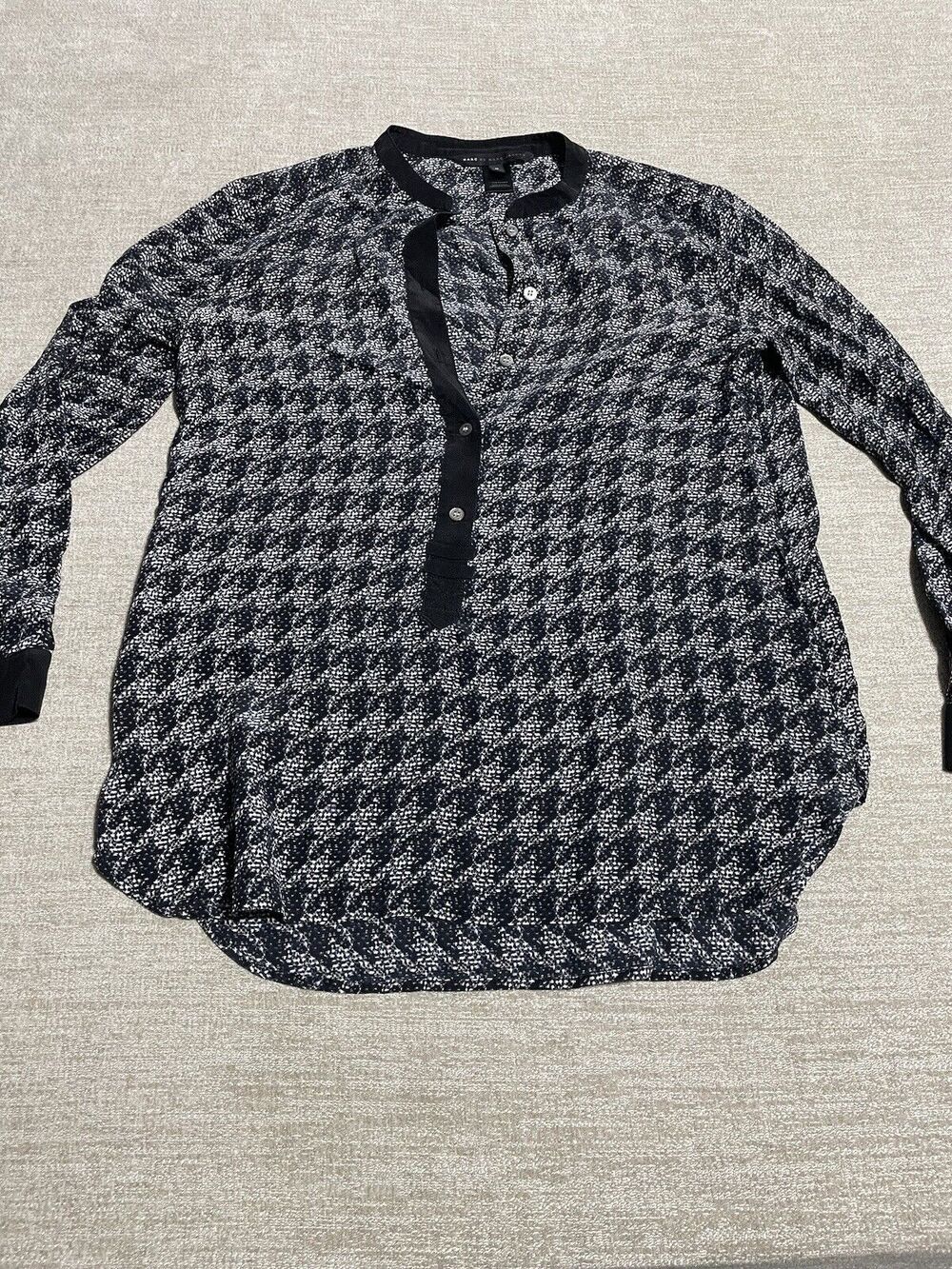 Marc By Marc Jacob’s Blouse Women’s Medium Long Sleeve Black Silk Top
